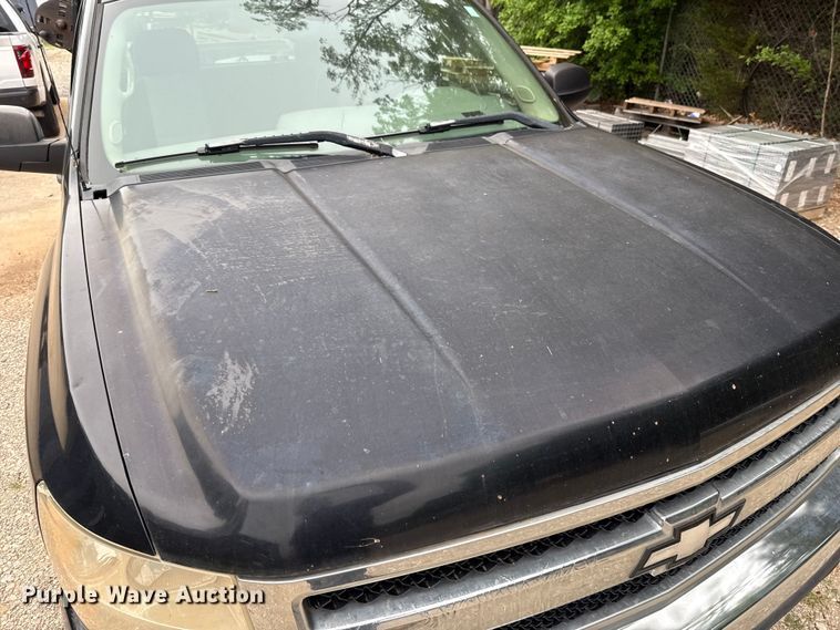 image for item ET6088 2008 Chevrolet Silverado 1500 Ext. Cab pickup truck