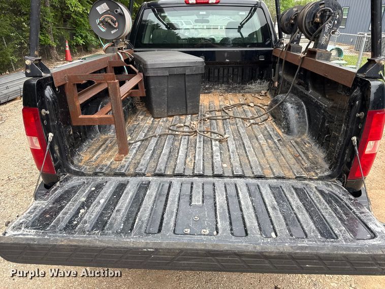 image for item ET6088 2008 Chevrolet Silverado 1500 Ext. Cab pickup truck
