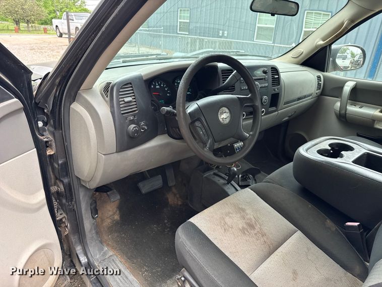 image for item ET6088 2008 Chevrolet Silverado 1500 Ext. Cab pickup truck