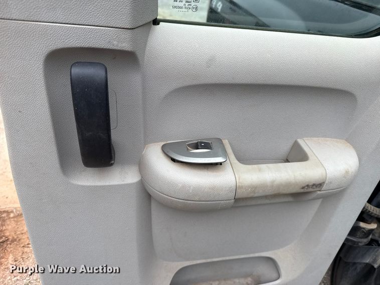 image for item ET6088 2008 Chevrolet Silverado 1500 Ext. Cab pickup truck