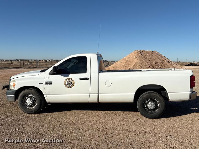 image for item EU0429 2007 Dodge Ram pickup truck