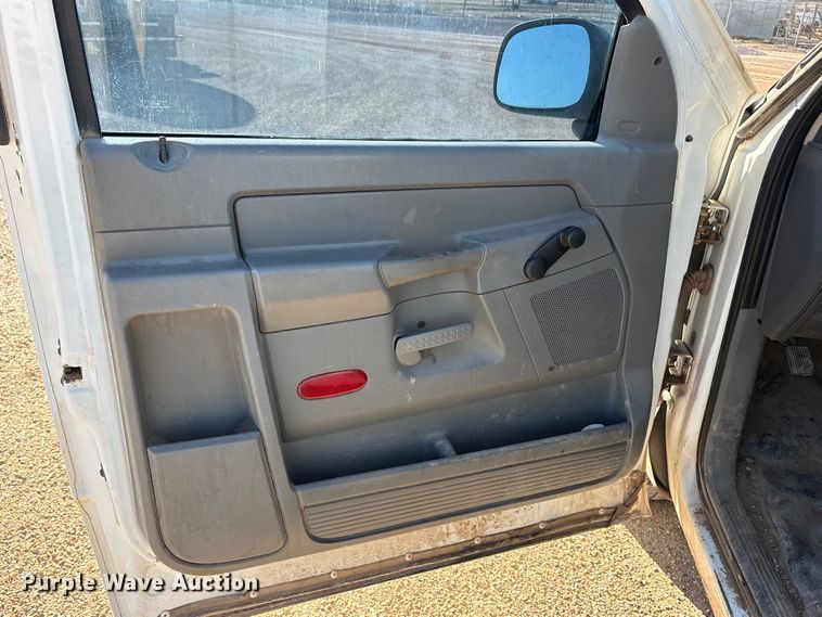 image for item EU0429 2007 Dodge Ram pickup truck