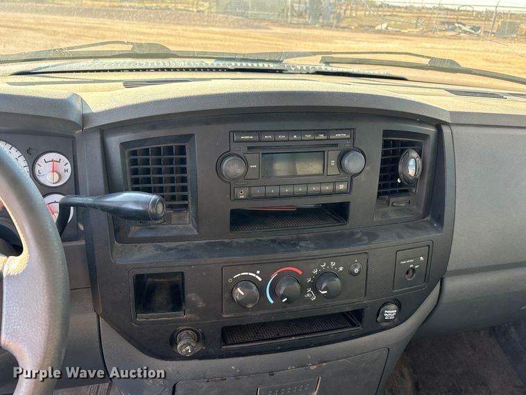 image for item EU0429 2007 Dodge Ram pickup truck