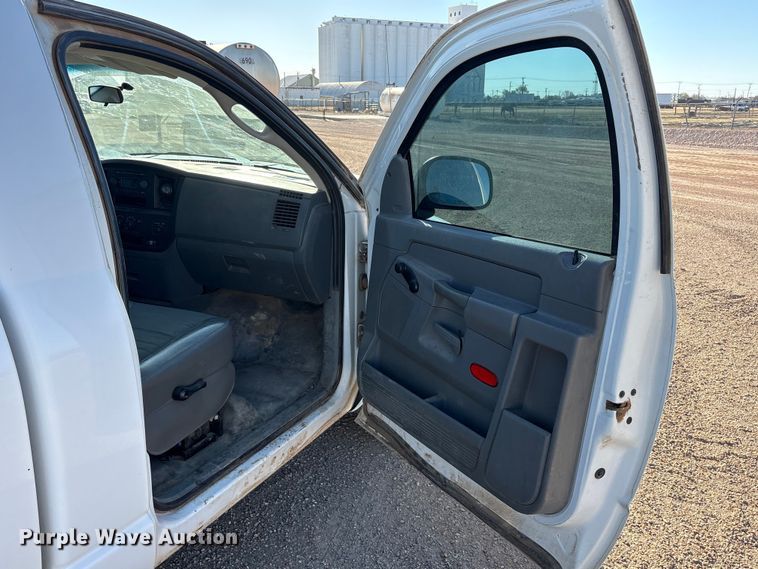 image for item EU0429 2007 Dodge Ram pickup truck