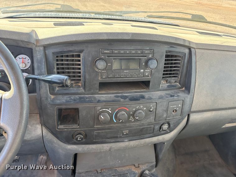 image for item EU0430 2008 Dodge Ram 2500 pickup truck