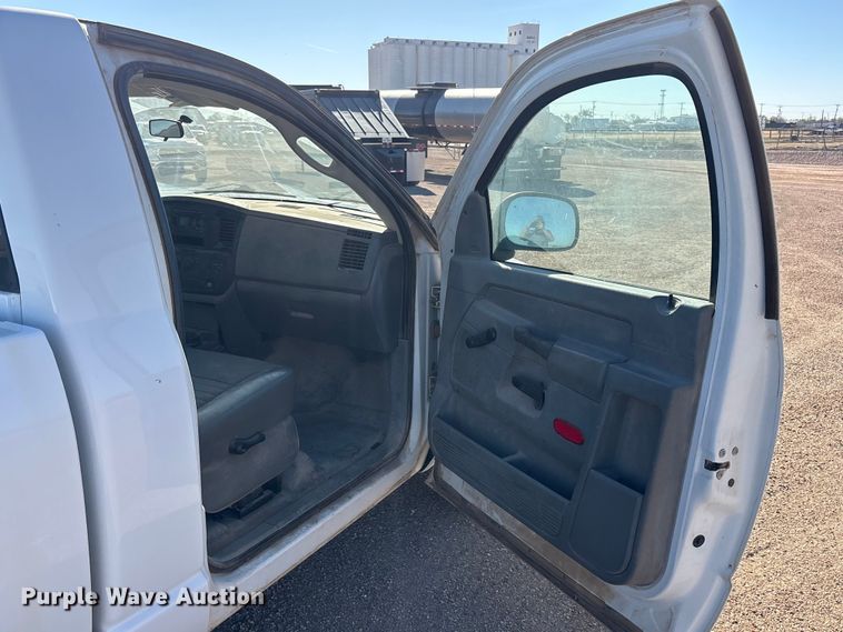 image for item EU0430 2008 Dodge Ram 2500 pickup truck
