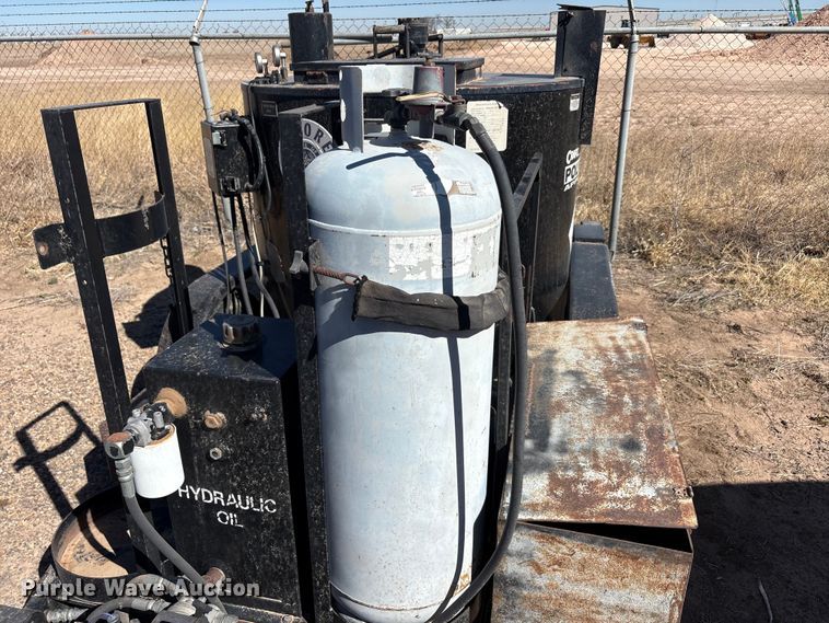 image for item EU0431 1999 Crafco melter applicator