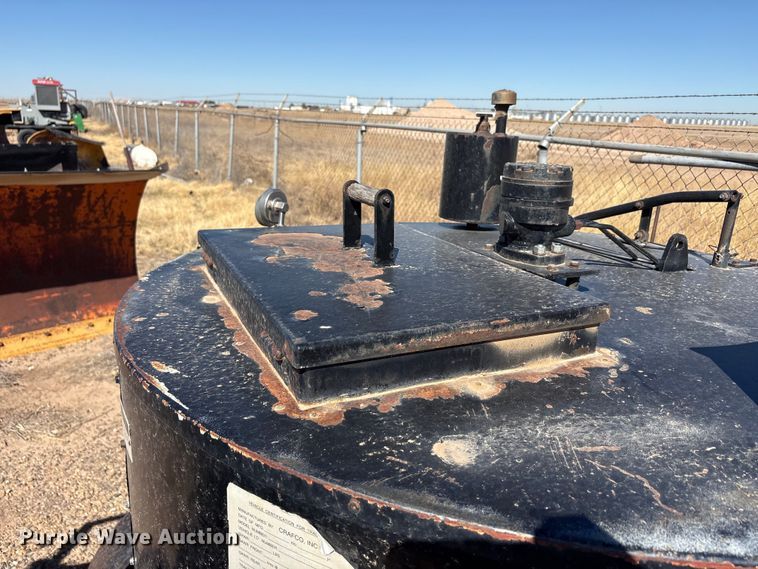 image for item EU0431 1999 Crafco melter applicator