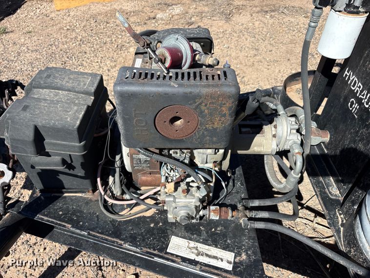 image for item EU0431 1999 Crafco melter applicator