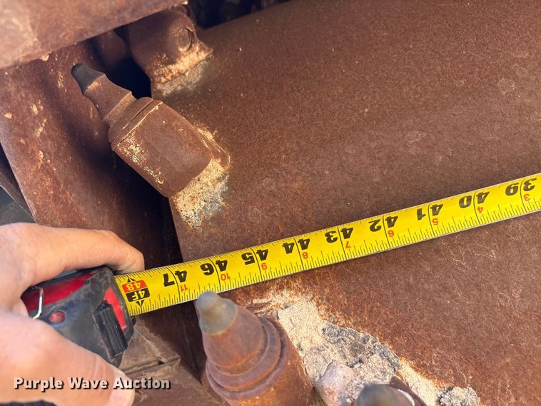 image for item EU0432 Asphalt zipper As-480HD cold planer