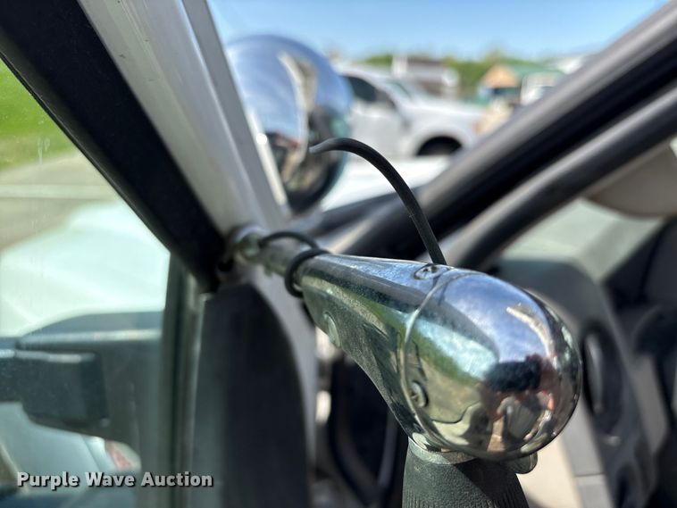 image for item EU0549 2010 Ford F550 Super Duty bucket truck