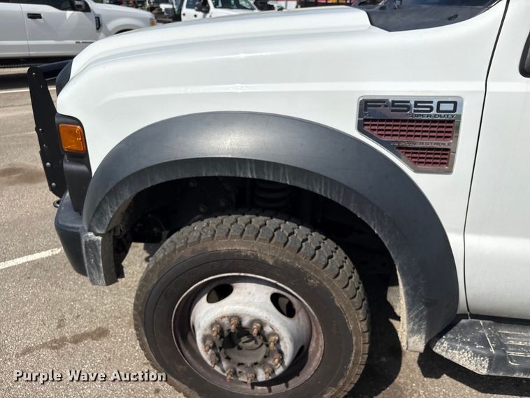 image for item EU0549 2010 Ford F550 Super Duty bucket truck