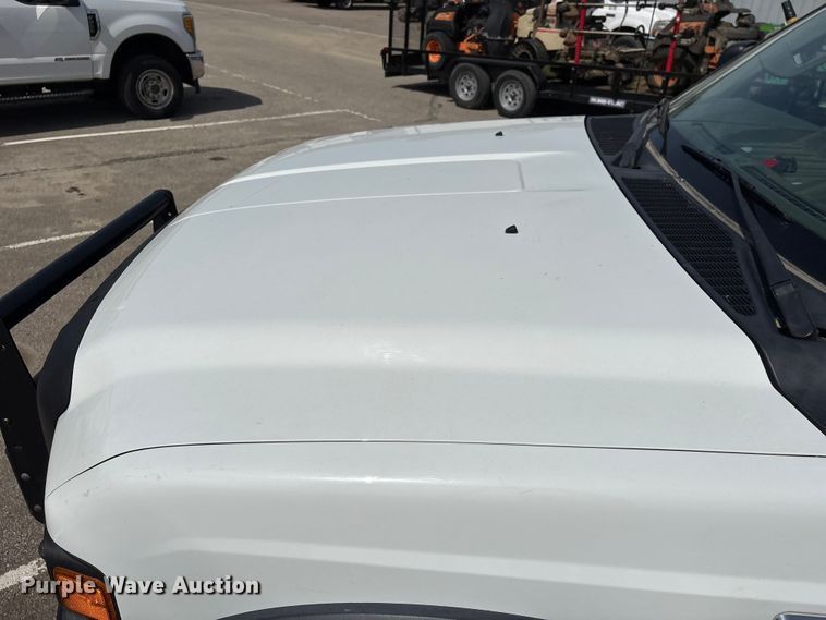 image for item EU0549 2010 Ford F550 Super Duty bucket truck