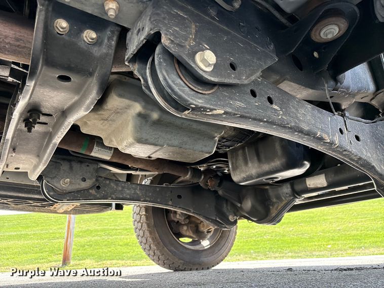 image for item EU0549 2010 Ford F550 Super Duty bucket truck