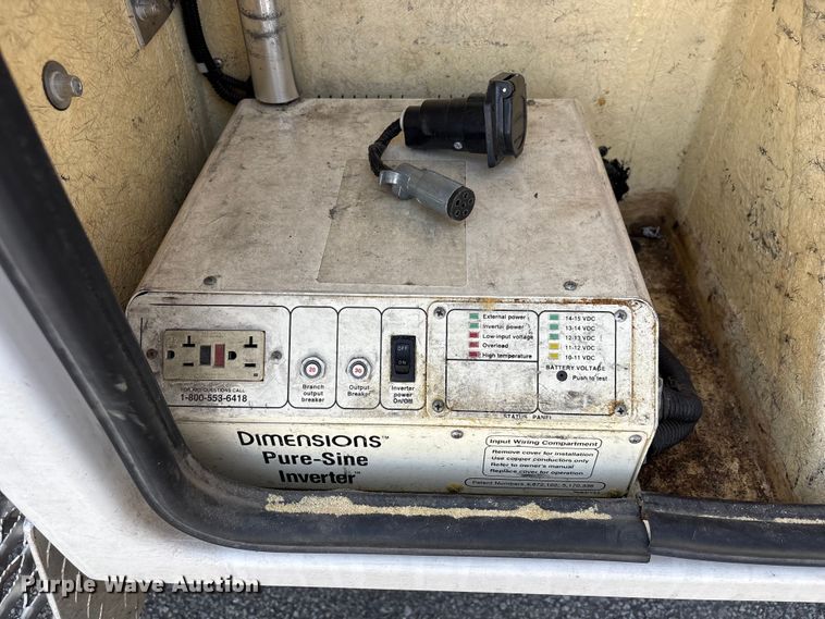 image for item EU0549 2010 Ford F550 Super Duty bucket truck