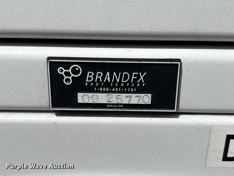 image for item EU0549 2010 Ford F550 Super Duty bucket truck