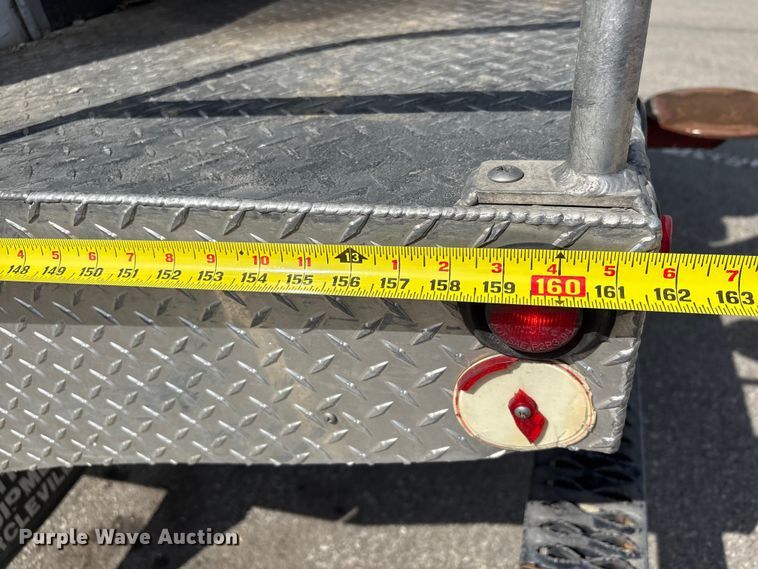 image for item EU0549 2010 Ford F550 Super Duty bucket truck