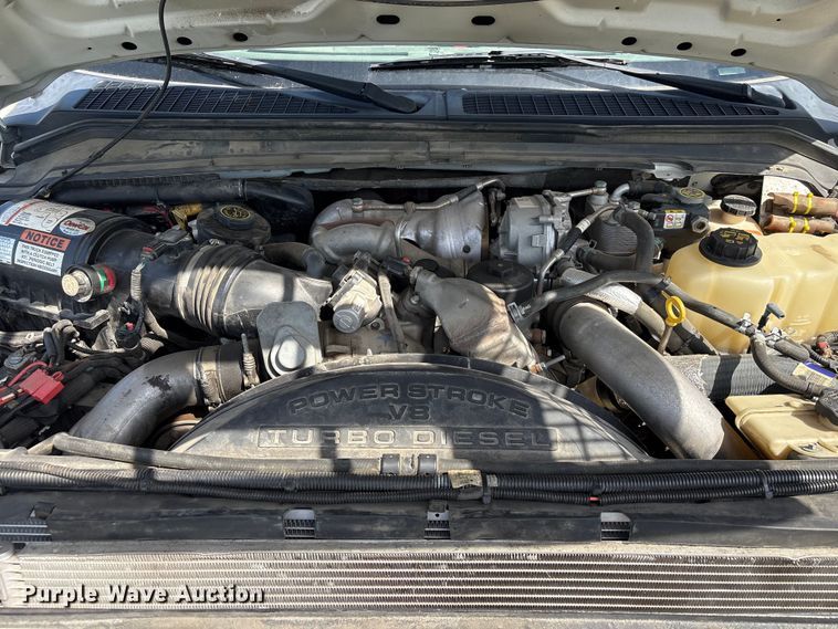 image for item EU0549 2010 Ford F550 Super Duty bucket truck