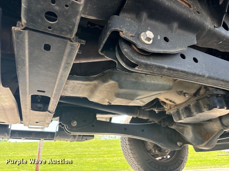 image for item EU0550 2017 Ford F250 Super Duty Crew Cab pickup truck