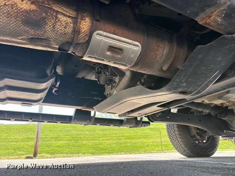 image for item EU0550 2017 Ford F250 Super Duty Crew Cab pickup truck