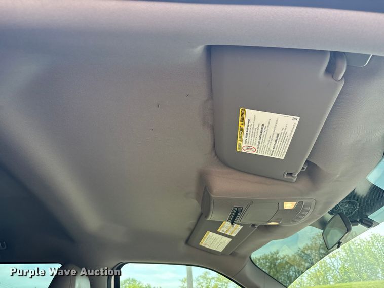 image for item EU0550 2017 Ford F250 Super Duty Crew Cab pickup truck