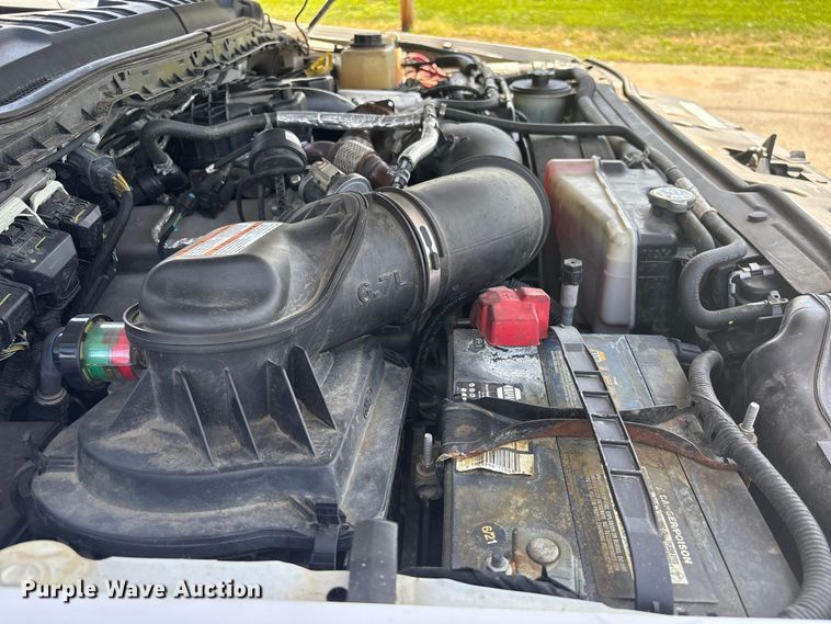 image for item EU0550 2017 Ford F250 Super Duty Crew Cab pickup truck