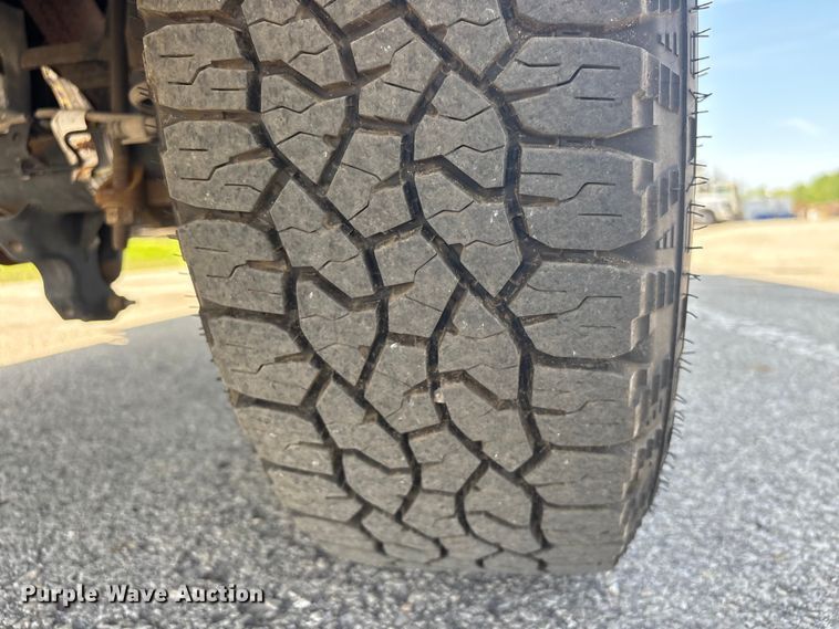 image for item EU0550 2017 Ford F250 Super Duty Crew Cab pickup truck