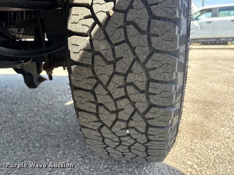 image for item EU0550 2017 Ford F250 Super Duty Crew Cab pickup truck