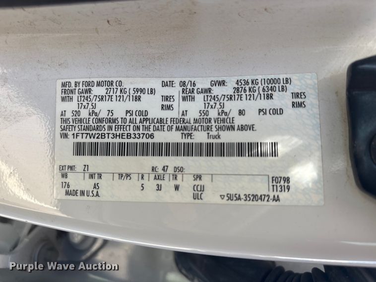 image for item EU0550 2017 Ford F250 Super Duty Crew Cab pickup truck