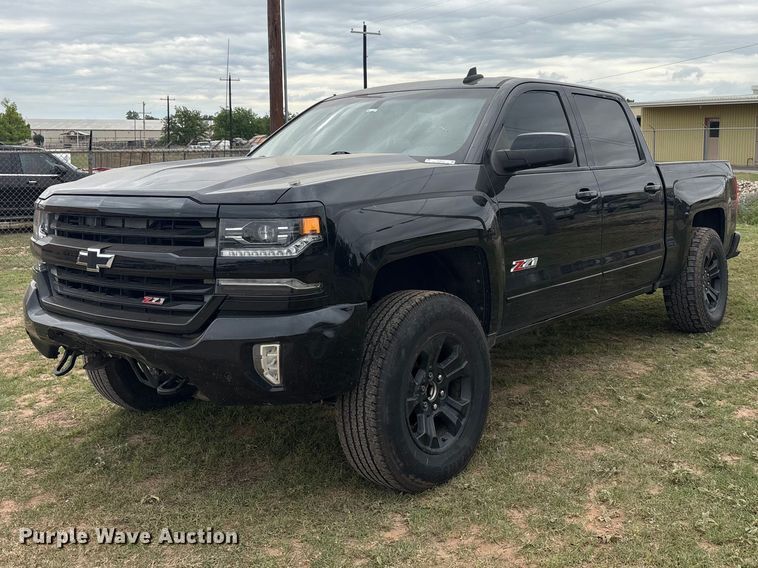 image for item EU5523 2017 Chevrolet Silverado 1500 Crew Cab pickup truck