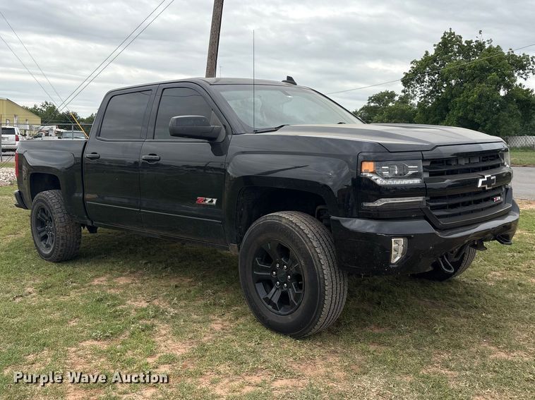 image for item EU5523 2017 Chevrolet Silverado 1500 Crew Cab pickup truck