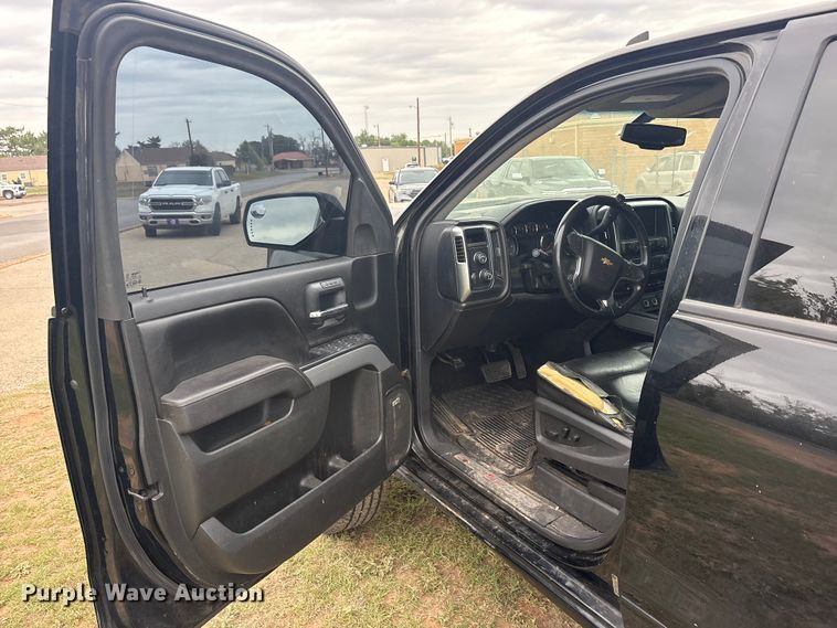 image for item EU5523 2017 Chevrolet Silverado 1500 Crew Cab pickup truck