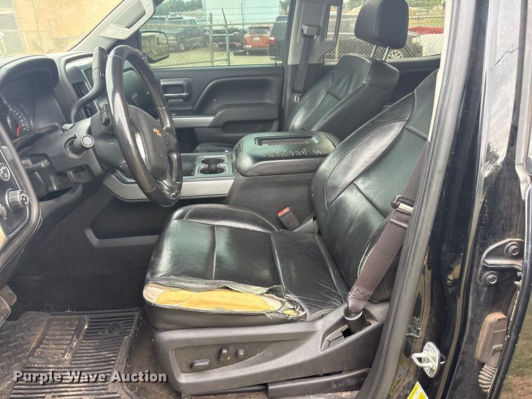 image for item EU5523 2017 Chevrolet Silverado 1500 Crew Cab pickup truck