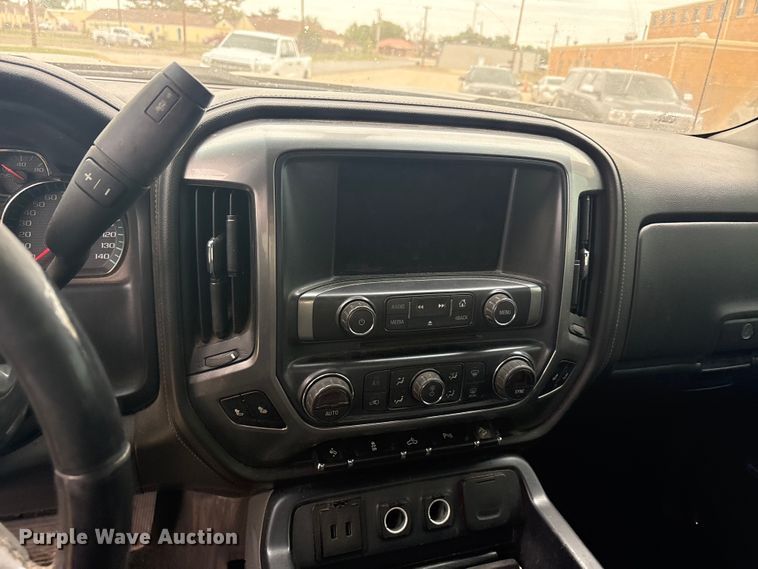image for item EU5523 2017 Chevrolet Silverado 1500 Crew Cab pickup truck