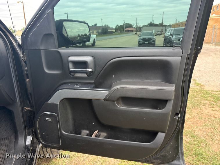 image for item EU5523 2017 Chevrolet Silverado 1500 Crew Cab pickup truck