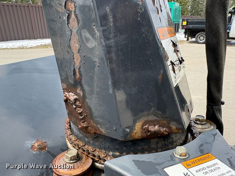 image for item EU8646 2009 Bobcat SBX240 skid steer snow blower