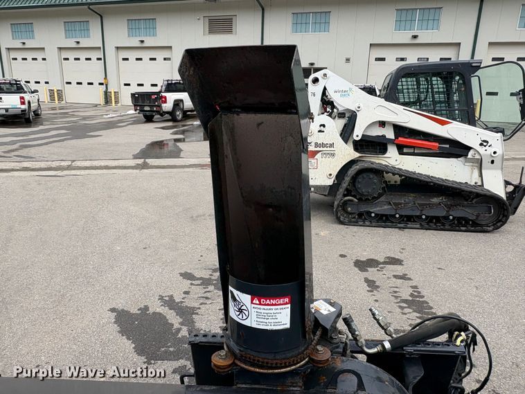 image for item EU8646 2009 Bobcat SBX240 skid steer snow blower