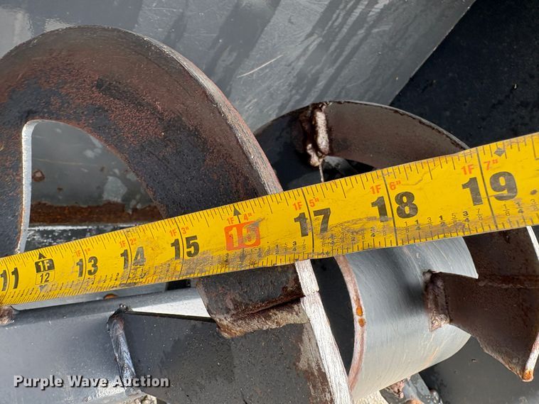 image for item EU8646 2009 Bobcat SBX240 skid steer snow blower