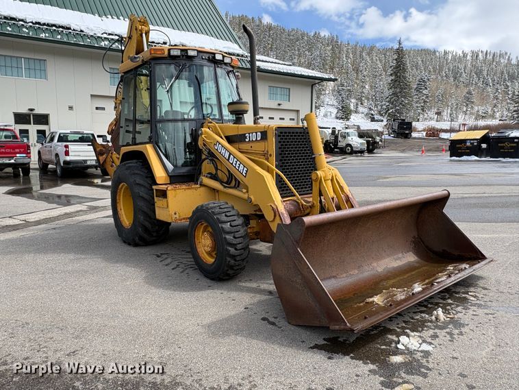 image for item EU8647 1996 John Deere 310D backhoe