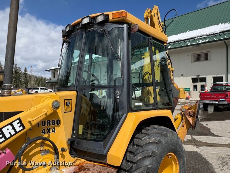 image for item EU8647 1996 John Deere 310D backhoe