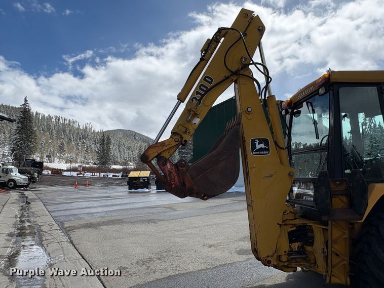 image for item EU8647 1996 John Deere 310D backhoe