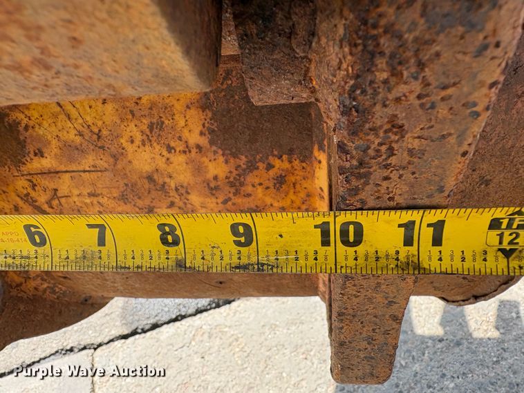 image for item EU8647 1996 John Deere 310D backhoe