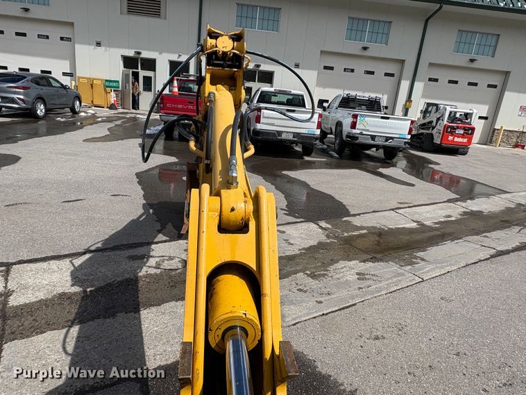 image for item EU8647 1996 John Deere 310D backhoe