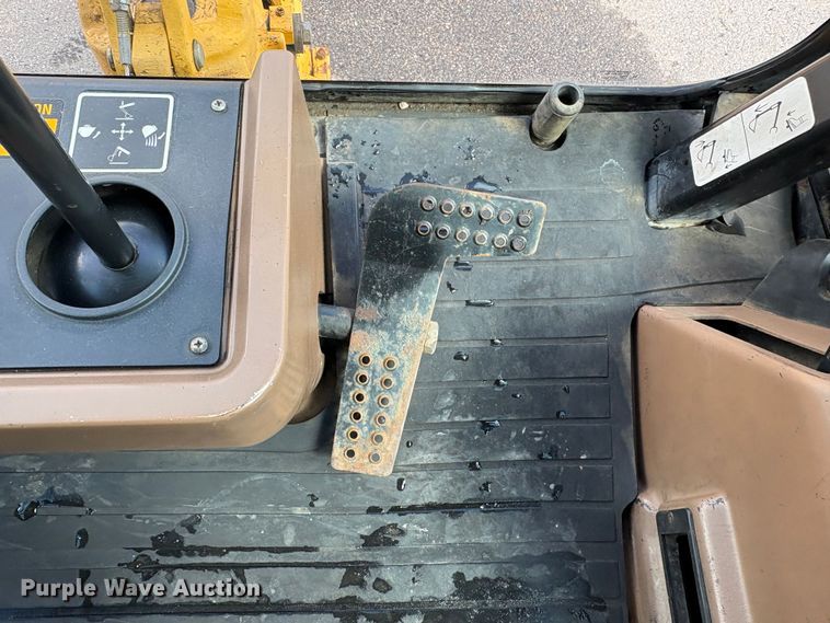 image for item EU8647 1996 John Deere 310D backhoe