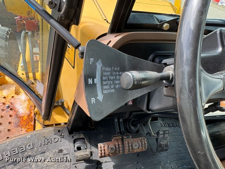 image for item EU8647 1996 John Deere 310D backhoe