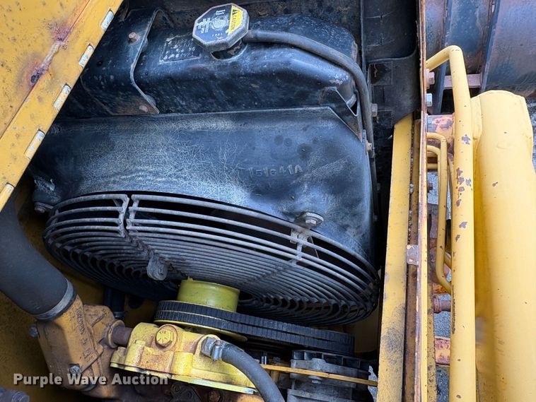 image for item EU8647 1996 John Deere 310D backhoe