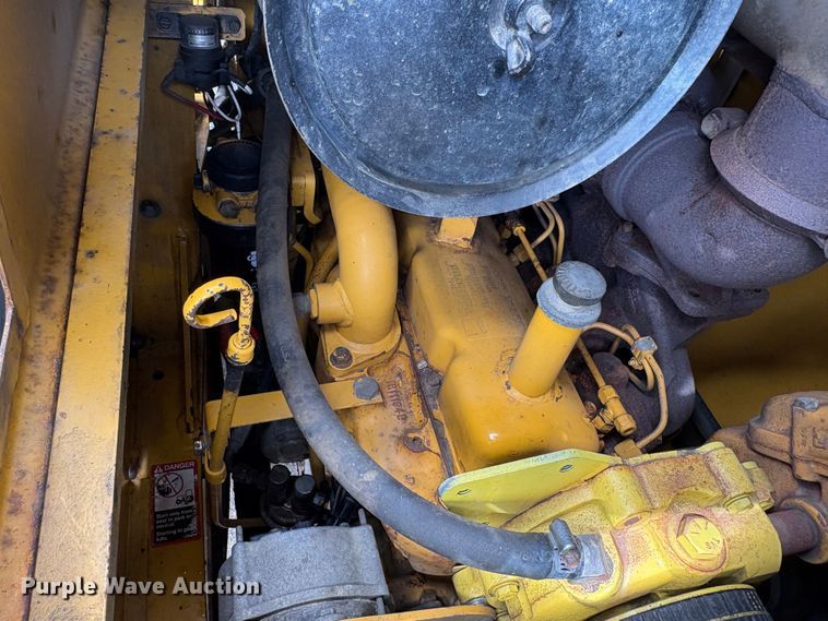 image for item EU8647 1996 John Deere 310D backhoe