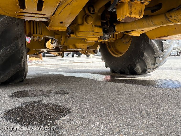 image for item EU8647 1996 John Deere 310D backhoe