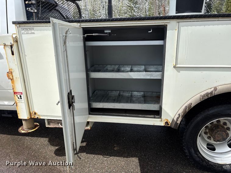 image for item EU8648 2012 Dodge 5500 bucket truck