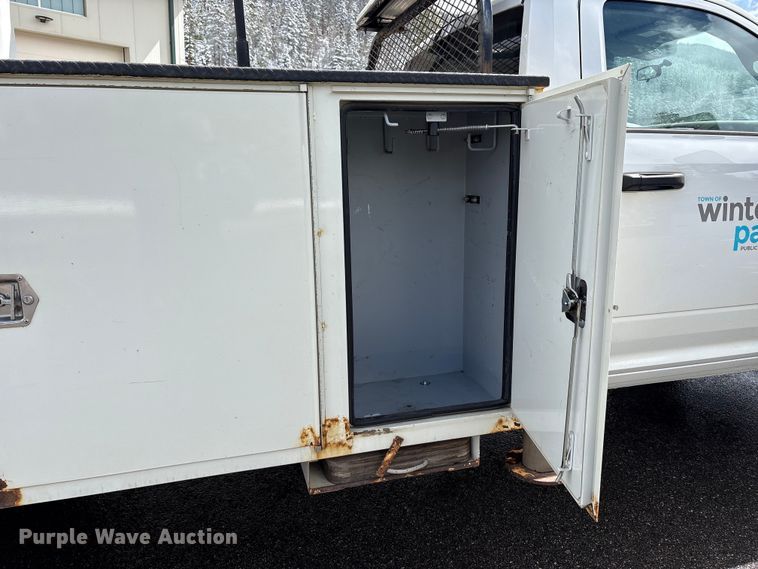 image for item EU8648 2012 Dodge 5500 bucket truck